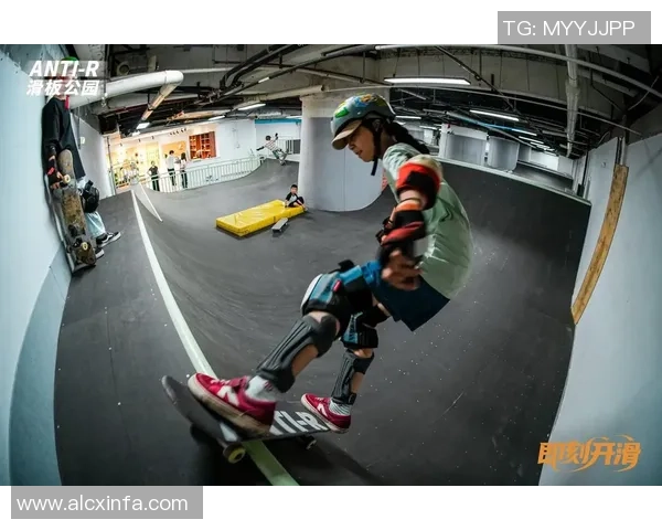 武汉滑板队的边路渗透策略与滑板文化的深度融合探讨